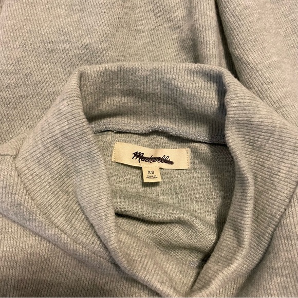 Madewell (Re)sourced Plush Mockneck Puff-Sleeve Top Size XS - Picture 6 of 6